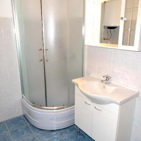 Apartment Petricevic 2 *